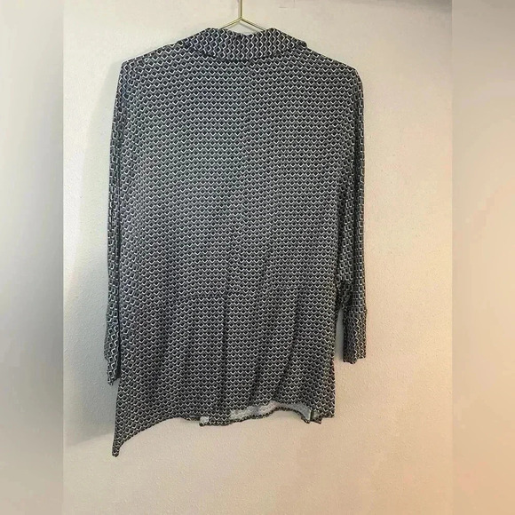 Zara bottom down shirt - Picture 2 of 5